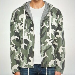 Camo skipper jacket with Hood, by Ever